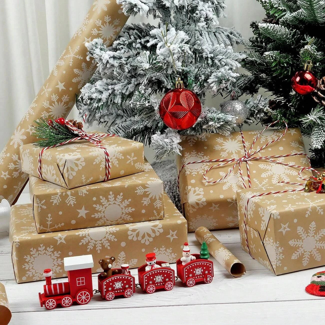 Christmas Wrapping Paper Kraft Gift Wrap Roll for Holiday Party Decor - 2