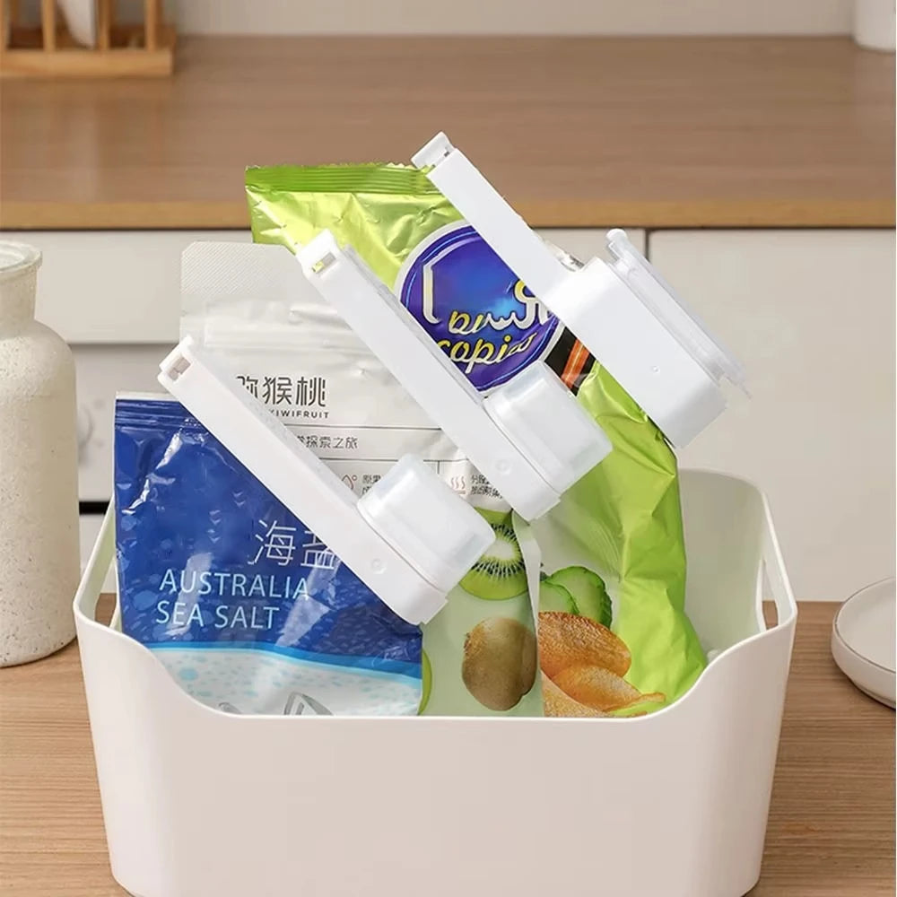 Food Bag Clips with Pouring Spout Sealing Preservation Sealer Tool
