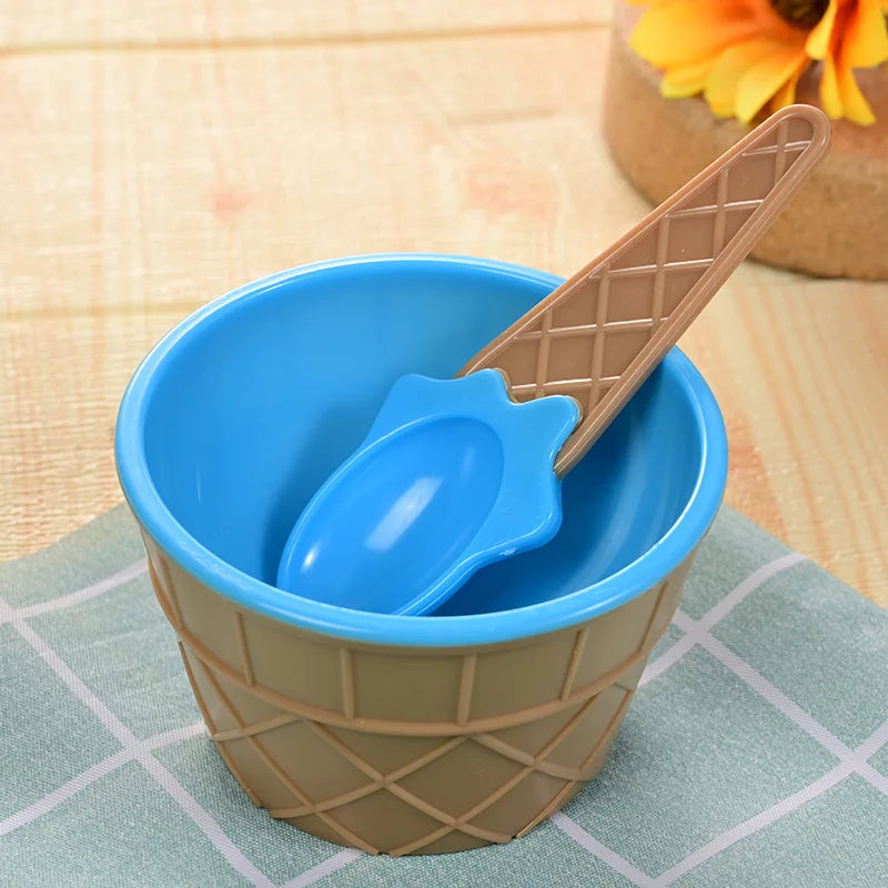4 Piece Ice Cream Bowls and Spoons Set Dessert Sundae Serving Kit - 11