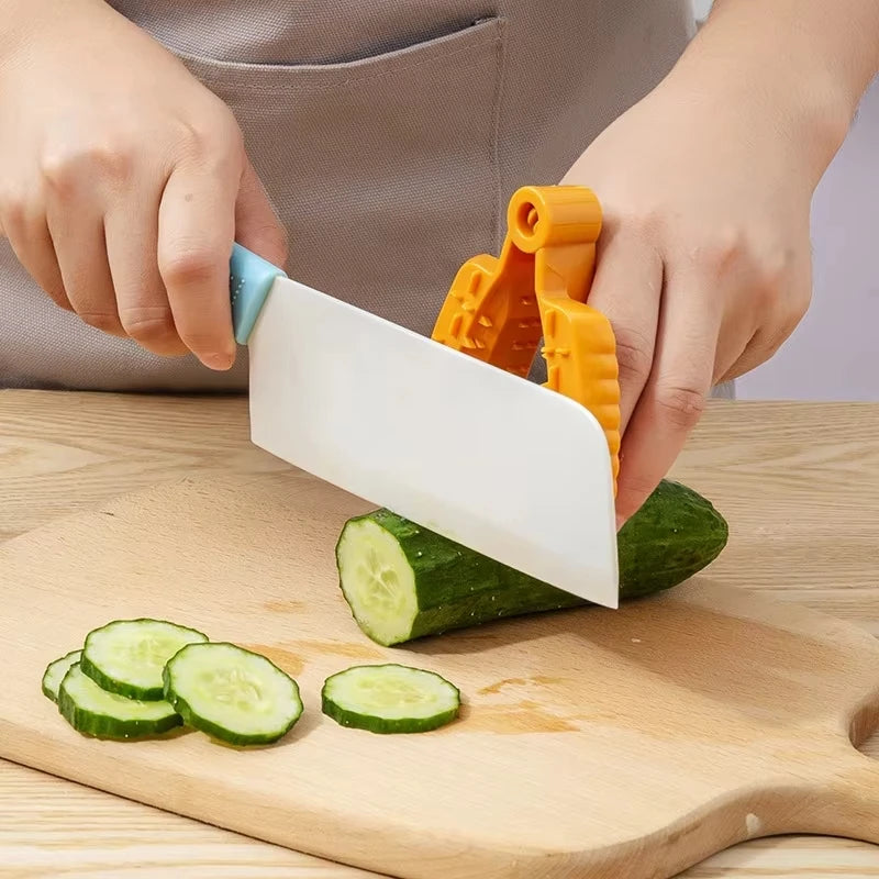 Vegetable Finger Guard Safe Food Cutting Holder for Kitchen Grater