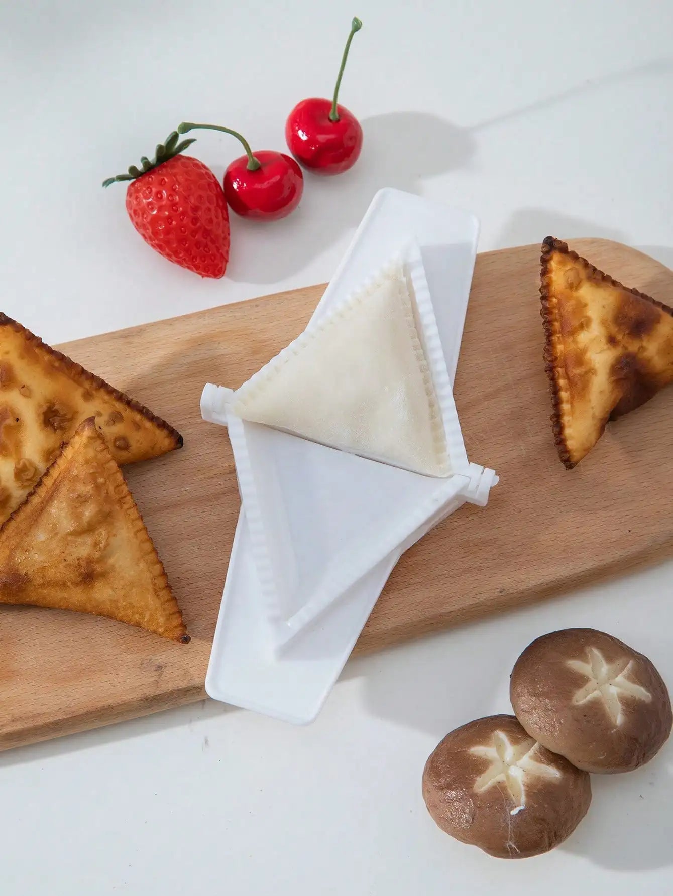 Triangular Dumpling Maker Set Kitchen DIY Dough Press Mold 2 Pack - 3