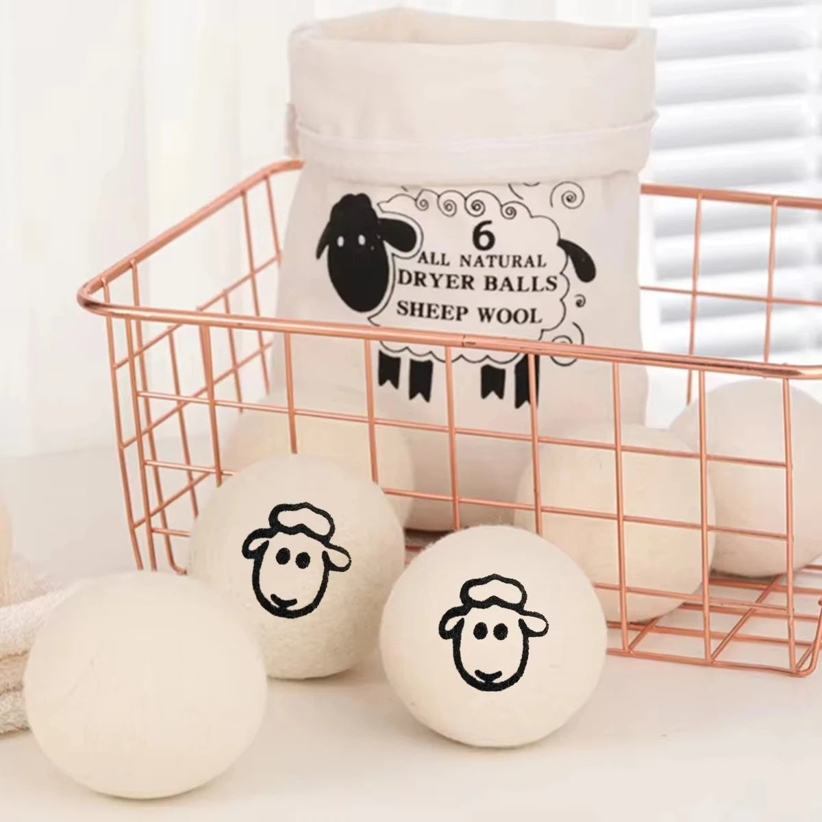 Reusable Wool Dryer Balls Laundry Softener and Quick Dry Laundry Tool