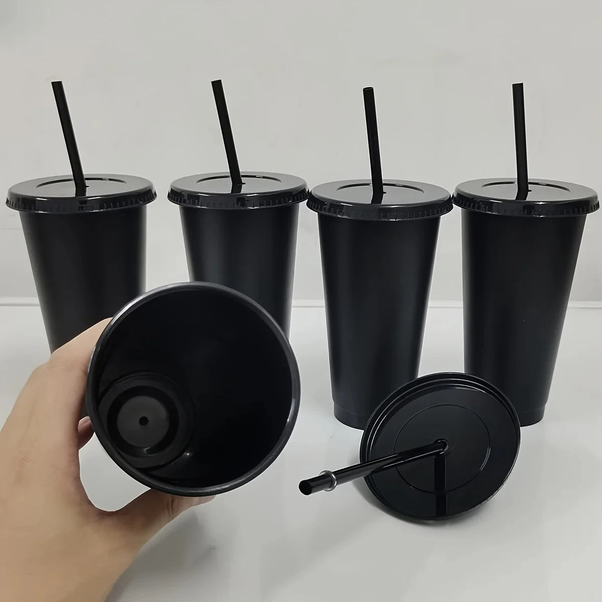Reusable Glitter Tumbler Cups with Lids and Straws for Party Drinks - 4
