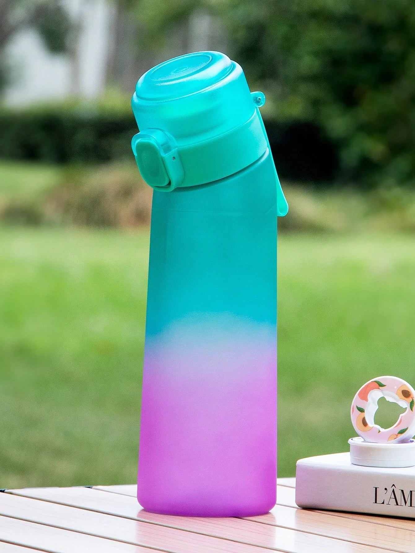 Gradient Scented Water Bottle with Flavor Pods 650ml Sports Drink Cup