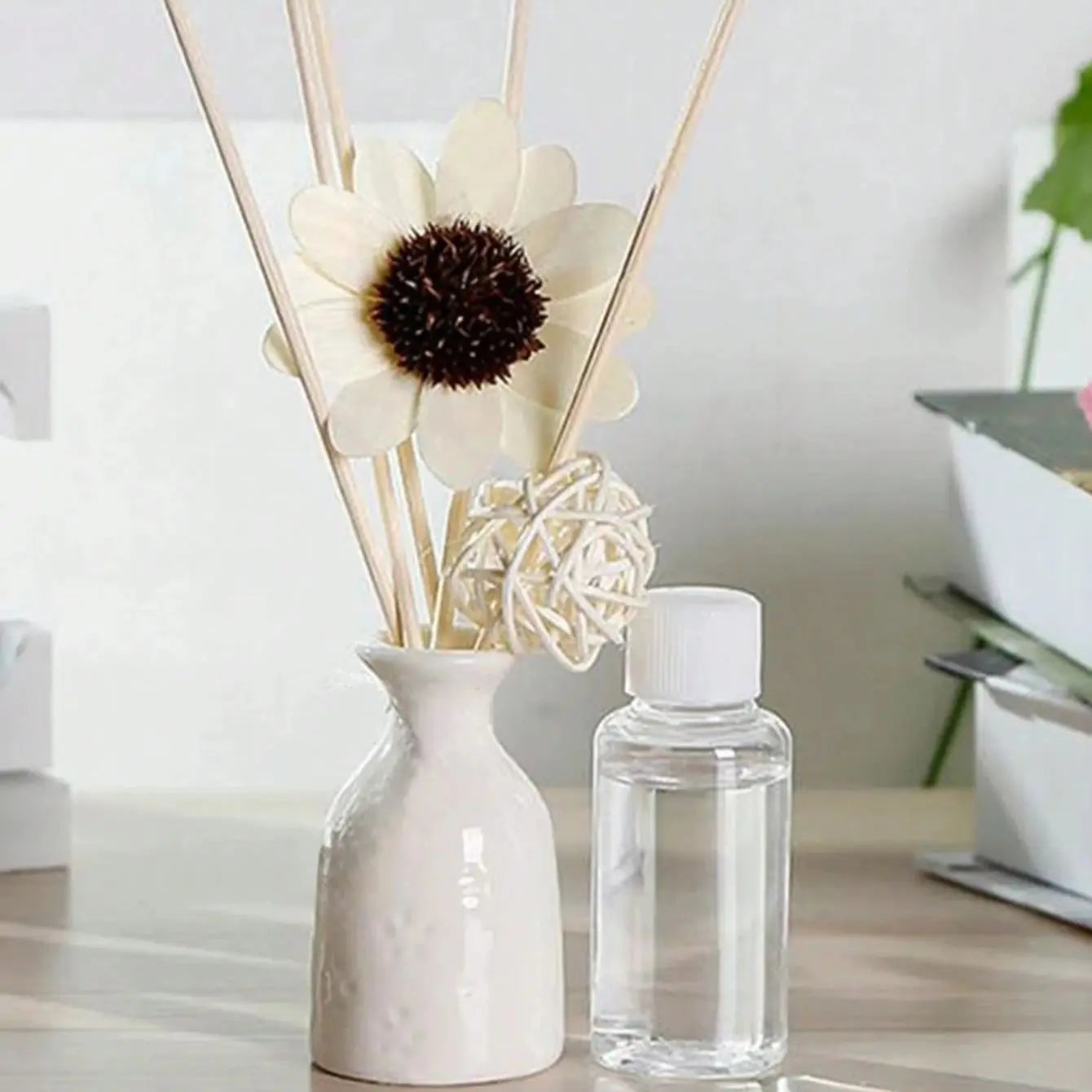 Aromatherapy Reed Diffuser Set Home Fragrance Air Freshener Gift