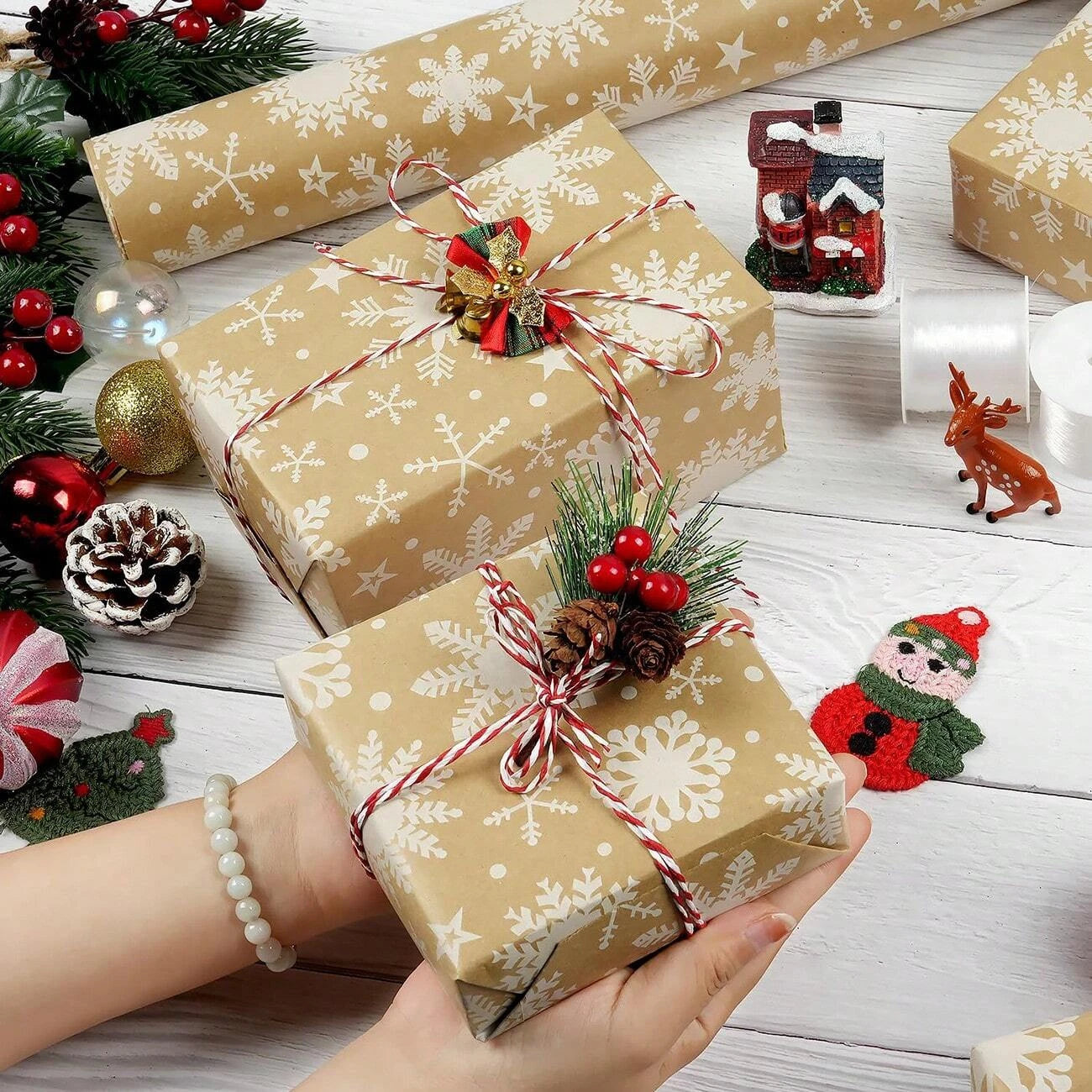 Christmas Wrapping Paper Kraft Gift Wrap Roll for Holiday Party Decor