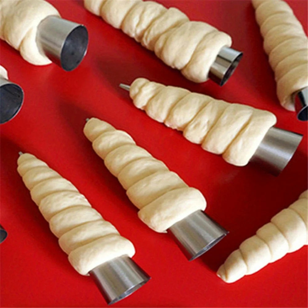 10pcs Stainless Steel Cream Horn Molds Croissant Cone Baking Tubes - 7