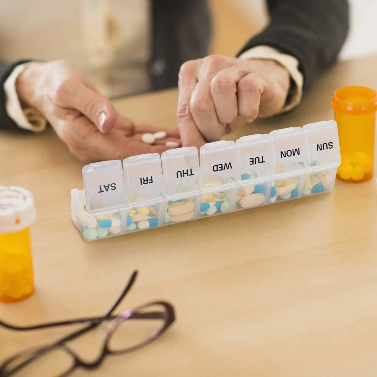 7 Day Weekly Pill Organizer Tablet Medicine Storage Case 2 Pack - 11