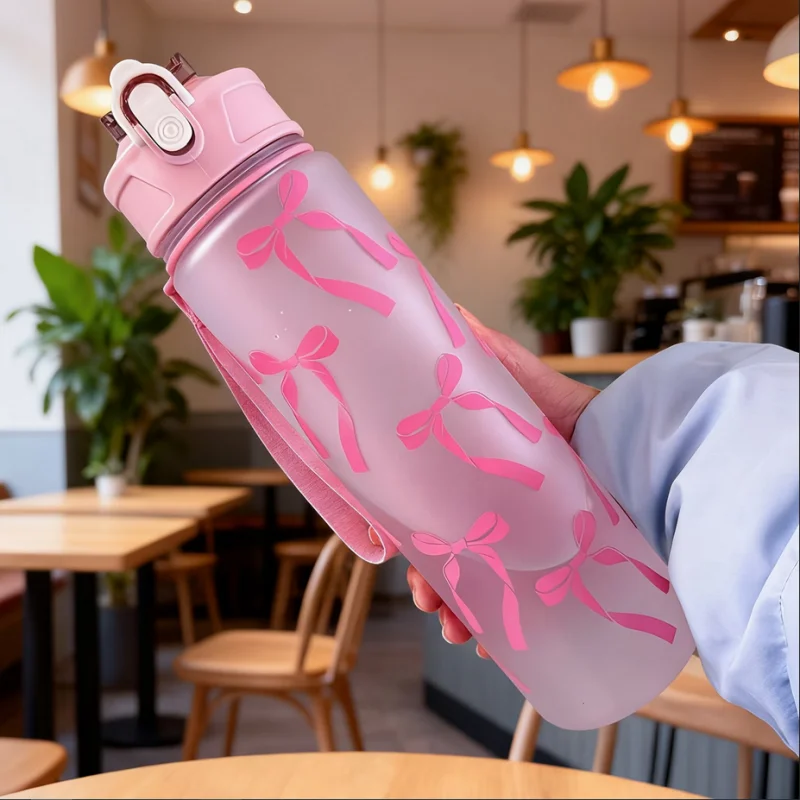 750ml Matte Sport Water Bottle with Straw Leakproof Gym Cup